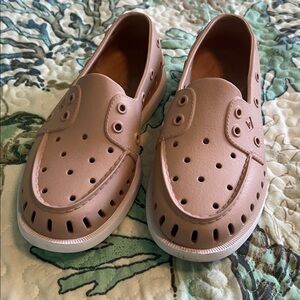 Sperry Dusty Pink Water Lightweight Shoes.